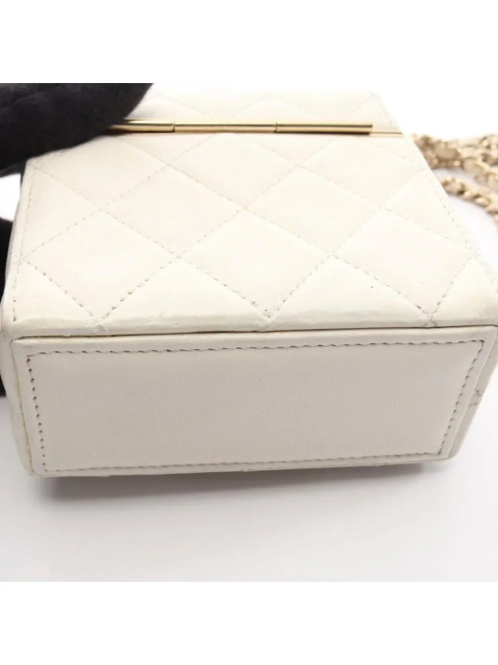 Chanel Shoulder Bag Quilted Mini White Lambskin Mini Chain